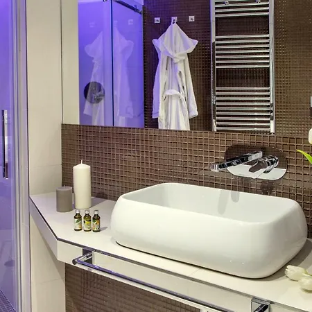 Gcf Luxury Suites, Ρώμη
