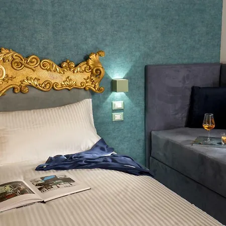 Gcf Luxury Suites, Πανσιόν