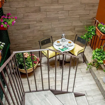 Gcf Luxury Suites, Guest house 2*